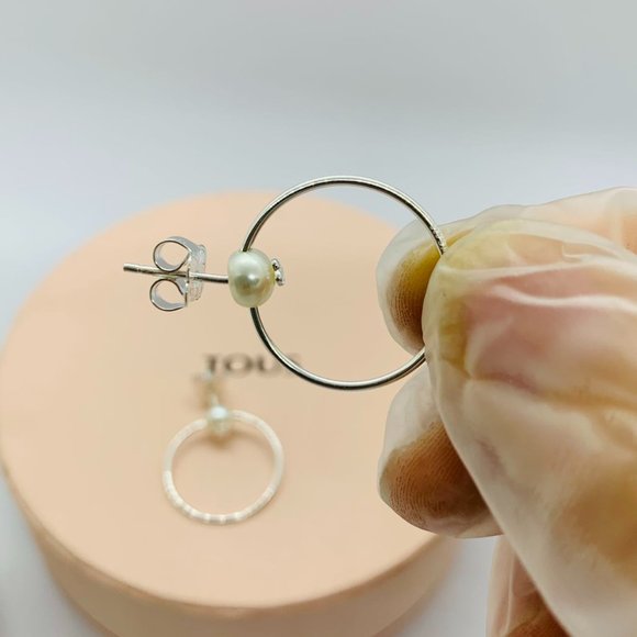 TOUS Earring Silver TOUS Pearl Earrings with Pearl Hoop Earrings Women Jewelry - Picture 4 of 9